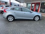 Volvo V40 1.6 T2 120PK Momentum Panorama dak/Trekhaak/achteruitrijcamera