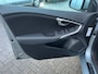 Volvo V40 1.6 T2 120PK Momentum Panorama dak/Trekhaak/achteruitrijcamera