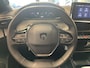 Peugeot 2008 Allure 100 pk | Navigatie | Parkeersensoren voor/achter | Achteruitrijcamera | Climate control | All season banden