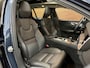 Volvo V60 2.0 B4 Plus Bright | Pano | Standkachel | Trekhaak | Licht-pakket | Harman Kardon | Parkeerassist-pakket | Winter-pakket