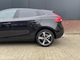 Volvo V40 1.5 T3 Polar+ Sport | R-Design | Pano| HK Audio