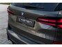 BMW X5 xDrive50e LCI M-sport Pro ACC Pano M Seats Alcantara Achterasbest. Hemel Massage Stoelvent. Luchtvering Softcl, Head Up 360 Kristal  HarmanK Trekhaak