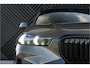 BMW X5 xDrive50e LCI M-sport Pro ACC Pano M Seats Alcantara Achterasbest. Hemel Massage Stoelvent. Luchtvering Softcl, Head Up 360 Kristal  HarmanK Trekhaak