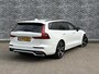 Volvo V60 Plug-in Hybrid T6 AWD Plus Dark | Long Range | Adaptive cruise control | Harman Kardon audio | Stoel- en stuurverwarming | Getint glas | Achteruitrijcamera | Parkeersensoren voor + achter | Navigatie | Apple Carplay / Android Auto | Dode hoek detectie BLIS |