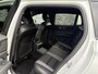 Volvo V60 Plug-in Hybrid T6 AWD Plus Dark | Long Range | Adaptive cruise control | Harman Kardon audio | Stoel- en stuurverwarming | Getint glas | Achteruitrijcamera | Parkeersensoren voor + achter | Navigatie | Apple Carplay / Android Auto | Dode hoek detectie BLIS |
