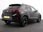 Volkswagen T-Roc 1.5 TSI R-Line+Blackpack | Panoramadak | Climate control | Adaptieve cruise control | Panoramadak | LED | Navigatie | Achteruitrijcamera | Parkeersensoren | Apple Carplay/ Android Auto | Radio