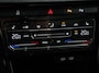 Volkswagen T-Roc 1.5 TSI R-Line+Blackpack | Panoramadak | Climate control | Adaptieve cruise control | Panoramadak | LED | Navigatie | Achteruitrijcamera | Parkeersensoren | Apple Carplay/ Android Auto | Radio