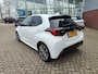 Toyota Yaris 1.5 Hybrid 130 EXECUTIVE STOEL/STUURVERW BLIND SPOT PARK-SENSOREN 17'' LM-VELGEN KEYLESS APPLE/ANDROID LEER NL-AUTO