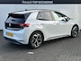 Volkswagen ID.3 First Plus 58 kWh | SoH 93% | Dealer Onderhouden | Winter Pack | Navi+Camera