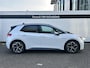 Volkswagen ID.3 First Plus 58 kWh | SoH 93% | Dealer Onderhouden | Winter Pack | Navi+Camera