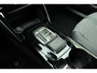 Peugeot 2008 1.2 Hybrid 136 Allure | Achteruitrijcamera | Cruise control | keyless entry | Navigatie | Extra getint |