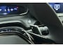 Peugeot 2008 1.2 Hybrid 136 Allure | Achteruitrijcamera | Cruise control | keyless entry | Navigatie | Extra getint |