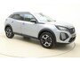 Peugeot 2008 1.2 Hybrid 136 Allure | Achteruitrijcamera | Cruise control | keyless entry | Navigatie | Extra getint |