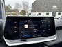 Peugeot 208 1.2 Turbo 100 PK Active | 6-Bak | Lichtmetaal | All Season Banden | Navigatie via Telefoon | Airco | Apple Carplay | Parkeercamera | Parkeersensoren | Cruise Control | Elektrisch Pakket | LED Dagrijverlichting .