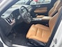 Volvo V60 2.0 T5 Inscription | Navigatie | Apple Carplay | Android Auto | Nappa Lederen Bekleding | Trekhaak | Stoelverwarming | Elektrische Achterklep | Lichtmetalen Velgen 18 inch | Parkeersensoren