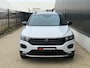 Volkswagen T-Roc 1.5 TSI Sport Business R Pano Camera Acc LED Dodehoek Carplay