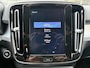Volvo XC40 2.0 T4 Momentum | Elektr. trekhaak | Sensoren V/A | Stoelverw. |