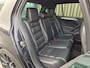 Volkswagen Golf 2.0 R 4-Motion DSG | Dakje | Milltek | Dynaudio | Stoelverwarming | Leder