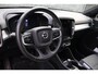 Volvo XC40 1.5 T4 Recharge R-Design Expression | Plug-In Hybride (PHEV) | Panoramadak | Stoelverwarming | Achteruitrijcamera | Parkeersensoren | Lichtmetalen Velgen 20 inch | Navigatie | Apple Carplay | Android Auto | BLIS