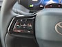 Toyota Urban Cruiser DYNAMIC 61KWH STOEL/STUURVERWARMING BLIND-SPOT KEYLESS WARMTEPOMP CAMERA PARK-SENSOREN NAVI CAMERA APPLE/ANDROID