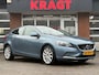 Volvo V40 Summum 1.6 T3 150 pk - Xenon - Leder - Camera - Riem vv
