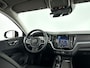 Volvo XC60 B5 AWD Business Pro | Parkeercamera | Stoel- en Stuurverwarming | Trekhaak