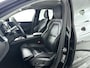 Volvo XC60 B5 AWD Business Pro | Parkeercamera | Stoel- en Stuurverwarming | Trekhaak