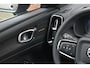 Volvo EX40 Extended Range 252PK Plus Black Edition 82 kWh | Harman/Kardon | Getint glas achter |