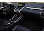 Lexus NX 300h Aut. | Lederen Interieur | Rijbaanbegeleiding | Stoelverwarming | Xenon | Historie | Apple Car Play | Orig. NL |