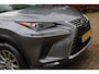 Lexus NX 300h Aut. | Lederen Interieur | Rijbaanbegeleiding | Stoelverwarming | Xenon | Historie | Apple Car Play | Orig. NL |