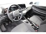 Hyundai i20 1.0-100pk T-GDI Comfort. Correct nette en subliem rijdende wagen ! Airco, navigatie, telefoonvoorb., cruise control, LM wielen, lane assist, metallic lak, digitaal dashboard, Apple carplay/Android auto, DAB radio etc.