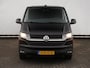 Volkswagen Transporter 2.0 TDI 150PK L2H1 Highline Automaat | Airco | Cruise control | App connect | Multi stuur | Bijrijdersbank | Betimmering laadruimte | PDC | Trekhaak |