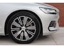 Volvo S60 2.0 163pk B3 Inscription - Leder - Wegklapbare trekhaak - Stoel & stuurverwarming - Memory seats - Dodehoek detectie