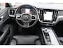 Volvo S60 2.0 163pk B3 Inscription - Leder - Wegklapbare trekhaak - Stoel & stuurverwarming - Memory seats - Dodehoek detectie