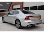 Volvo S60 2.0 163pk B3 Inscription - Leder - Wegklapbare trekhaak - Stoel & stuurverwarming - Memory seats - Dodehoek detectie