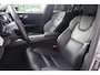 Volvo S60 2.0 163pk B3 Inscription - Leder - Wegklapbare trekhaak - Stoel & stuurverwarming - Memory seats - Dodehoek detectie