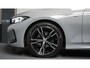 BMW 3-Serie 318i M-Sport AUTOMAAT-ALCANTARA-CARPLAY-CRUISE-DAB-LED-NAVIGATIE-SHADOW LINE