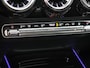Mercedes-Benz B-klasse 250 e Business Solution AMG Panoramadak / Keyless / Nightpakket / Parkeercamera / 19'' Multispaak / Stoelverwaming /