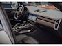 Porsche Cayenne 4.0 Turbo S E-Hybrid Panoramadak|Keramisch|Org.NL|680pk!|Dealer onderhouden|