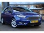 Ford Focus Wagon 1.0 Titanium | Cruise | Clima | Stoel/Stuur Verwarming | Navi | Sensoren | Trekhaak |