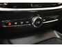 Volvo V60 B3 163PK Essential Edition | Carplay | Cruise Control | Parkeers
