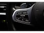 BMW 3-Serie 320e M-sport HUD Leer Navi Camera ACC Matrix LED Laser PDC Virtual Climate (3-zone) Zwarte binnenhemel Sportstoelen LM velgen Facelift model! BTW auto!