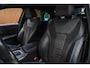 BMW 3-Serie 320e M-sport HUD Leer Navi Camera ACC Matrix LED Laser PDC Virtual Climate (3-zone) Zwarte binnenhemel Sportstoelen LM velgen Facelift model! BTW auto!