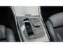 BMW 3-Serie 320e M-sport HUD Leer Navi Camera ACC Matrix LED Laser PDC Virtual Climate (3-zone) Zwarte binnenhemel Sportstoelen LM velgen Facelift model! BTW auto!