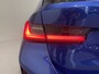 BMW 3-Serie Touring 330e M-Sport Facelift PANO/TREKHAAK/HEAD-UP/CURVED DISPLAY/ACC/MEMORY/SOH 95%/CAMERA/KEYLESS/19"M-SPORT BREEDSET/PORTIMAO-BLAU METALLIC/VOLLEDIG BMW DEALER HISTORIE