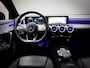 Mercedes-Benz CLA 180 AMG-Line (SFEERVERLICHTING, APPLE CARPLAY, PANORAMADAK, STOELVERWARMING, MULTIBEAM LED, BURMESTER)