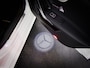 Mercedes-Benz CLA 180 AMG-Line (SFEERVERLICHTING, APPLE CARPLAY, PANORAMADAK, STOELVERWARMING, MULTIBEAM LED, BURMESTER)