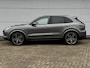Porsche Cayenne 3.0 E-Hybrid | Panodak | Sport Chrono | Luchtvering | Bose | 22 inch |