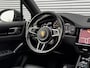 Porsche Cayenne 3.0 E-Hybrid | Panodak | Sport Chrono | Luchtvering | Bose | 22 inch |
