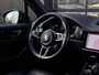 Porsche Cayenne 3.0 E-Hybrid | SOH 87% | Panodak | Sport Chrono | Luchtvering | Bose | 22 inch |